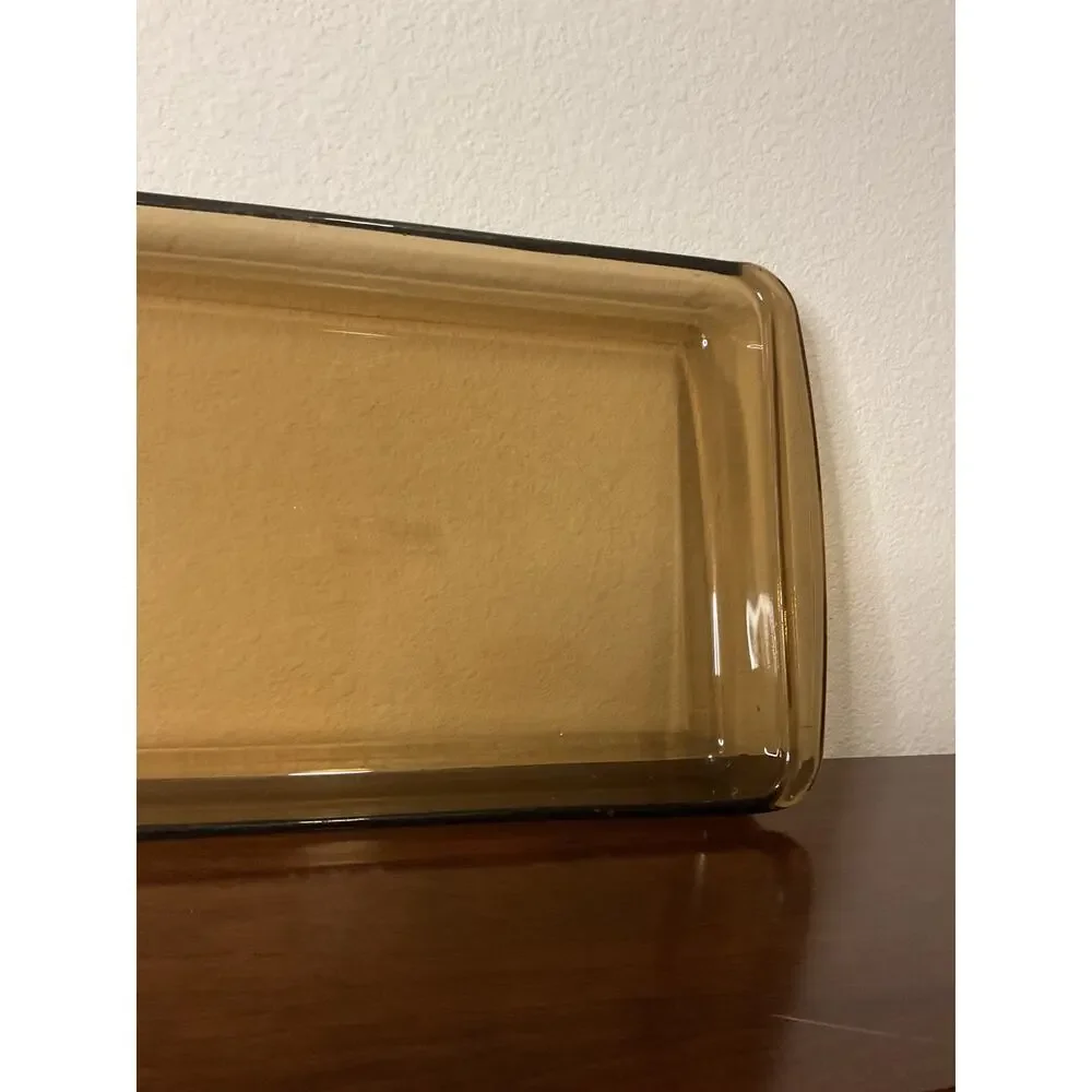 Pyrex vintage amber